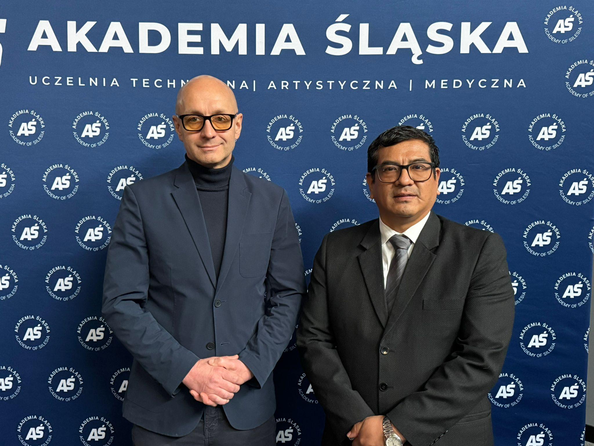 Designan a Sandy Isla como Profesor Visitante en Universidad de Polonia